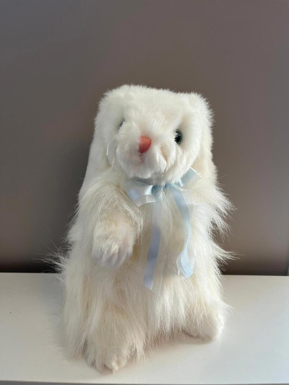 Ty Classics Collection “Cashmere” the Bunny *Rare* (13 inch)
